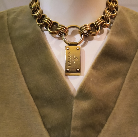 Vtg Gertrude Davenport Olive Green Velour Track Suit Set V Neck Top and Pants - Picture 14 of 14